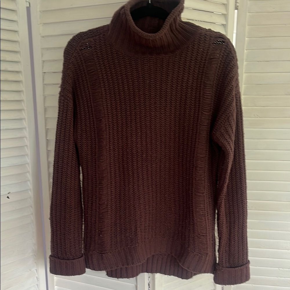 Women’s Maroon Turtleneck Sweater